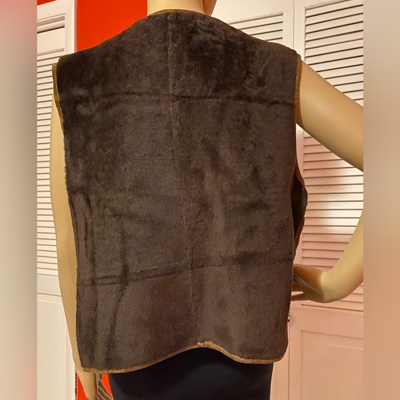 Ralph Lauren brown leather-lined vest. Size large. Made in Italy - Picture 6 of 16